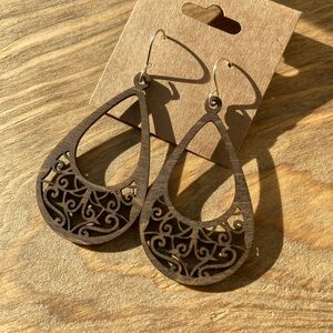 Brown Teardrop Filigree Earrings